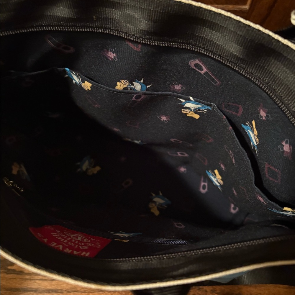 Disney’s Alice In Wonderland x Harvey’s Streamline Tote Limited Edition 2016 - Picture 5 of 6